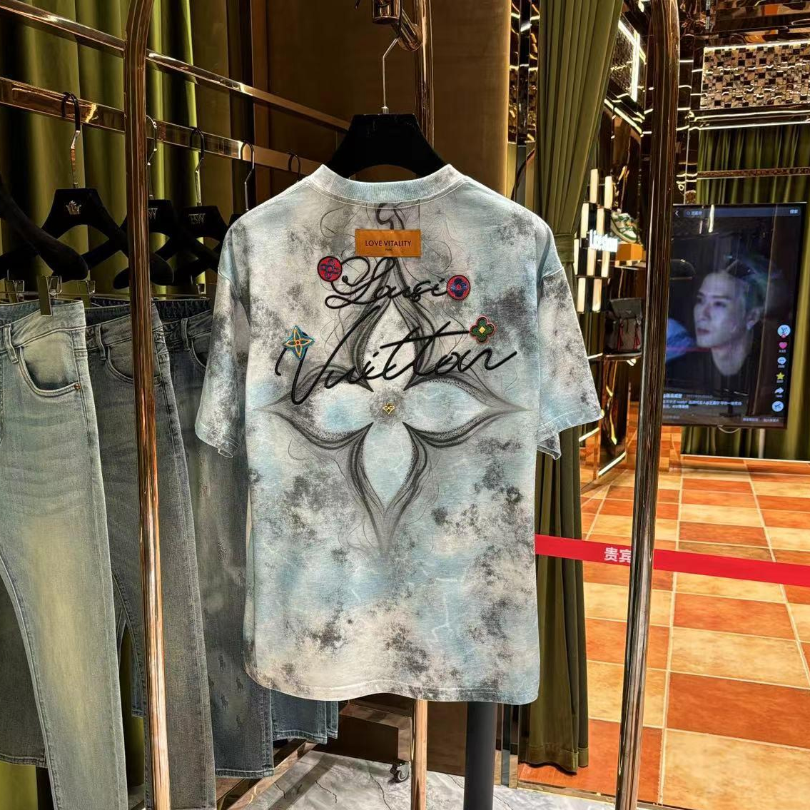 YL【大师兄专属】高级感徽章刺绣纯棉短袖t恤男宽松休闲透气 25293