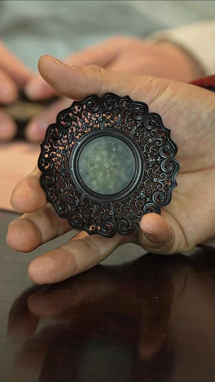 紫光  【缠枝如意纹】杯垫