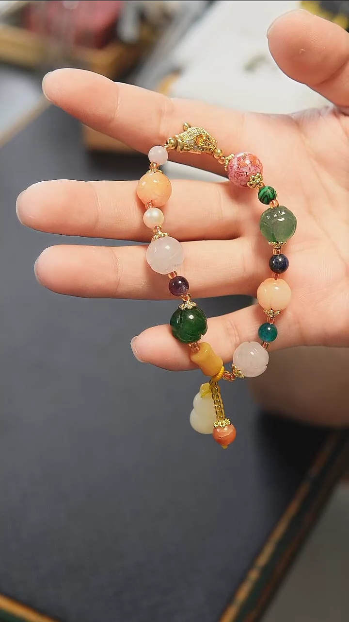 宫皇顺多宝手串葫芦头挂件