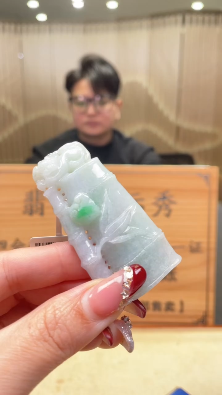 【闪购商品】定制翡翠未镶嵌       *531