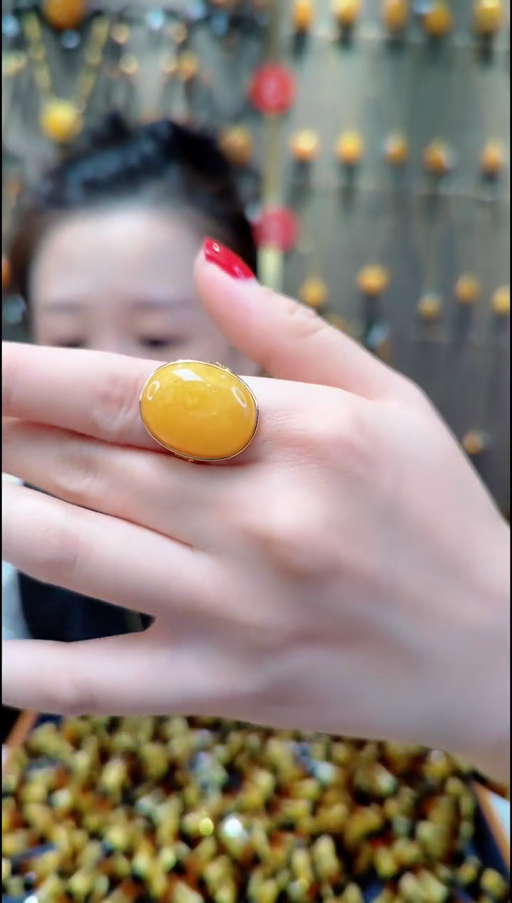 【闪购商品】蜜蜡戒指银S925镀金镶嵌H644蜜蜡戒指