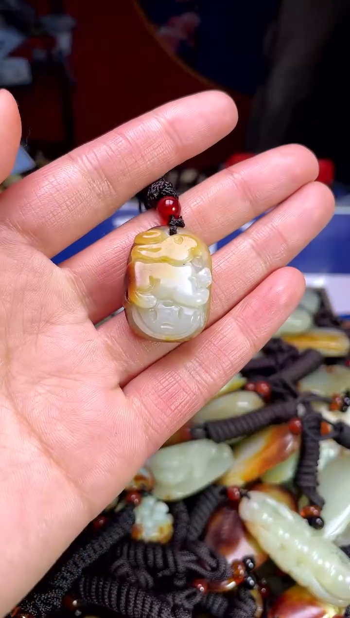 【闪购商品】和田玉颈饰未镶嵌12312