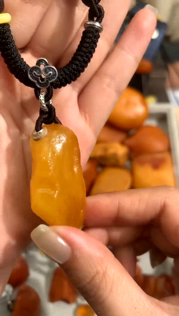 【闪购商品】蜜蜡裸石未镶嵌似玉