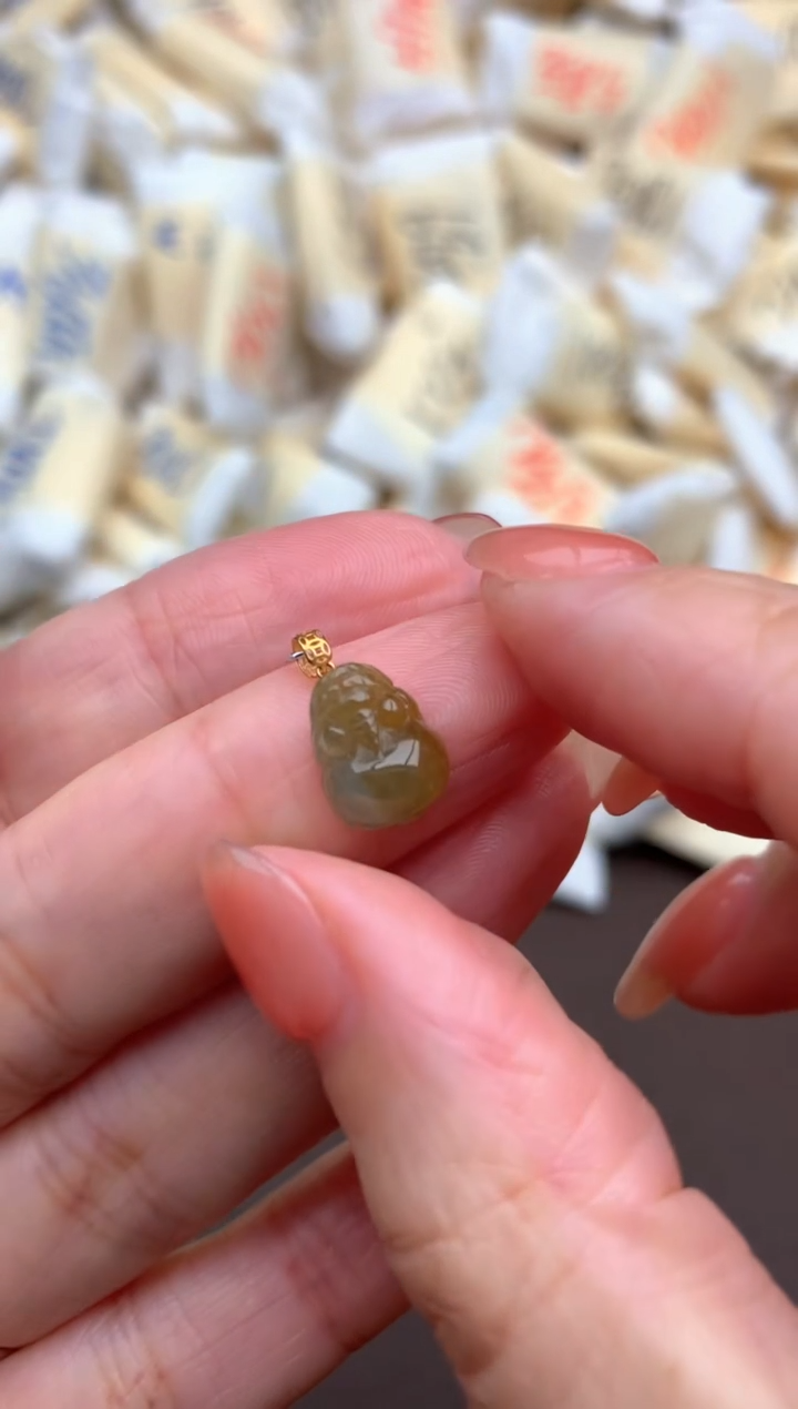 【闪购商品】翡翠挂件18K金镶嵌一