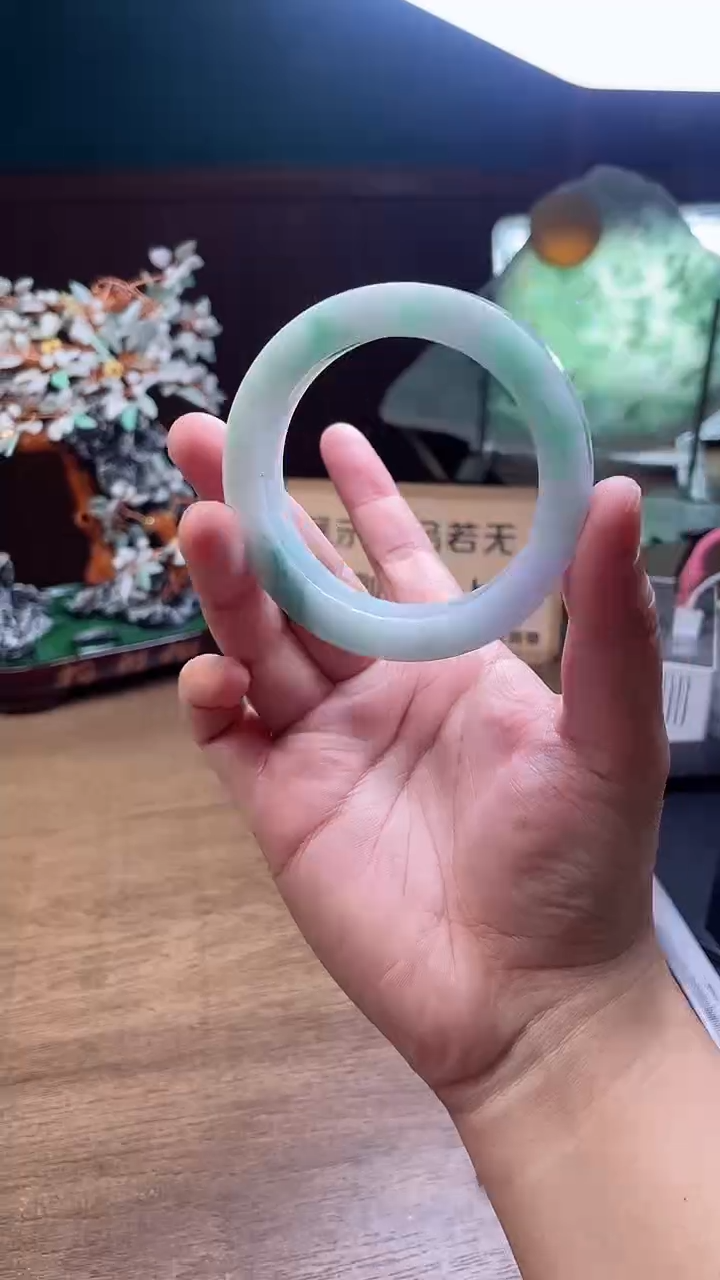 定制翡翠手镯未镶嵌定制