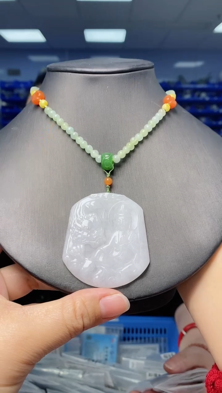 【闪购商品】翡翠颈饰未镶嵌   G02529