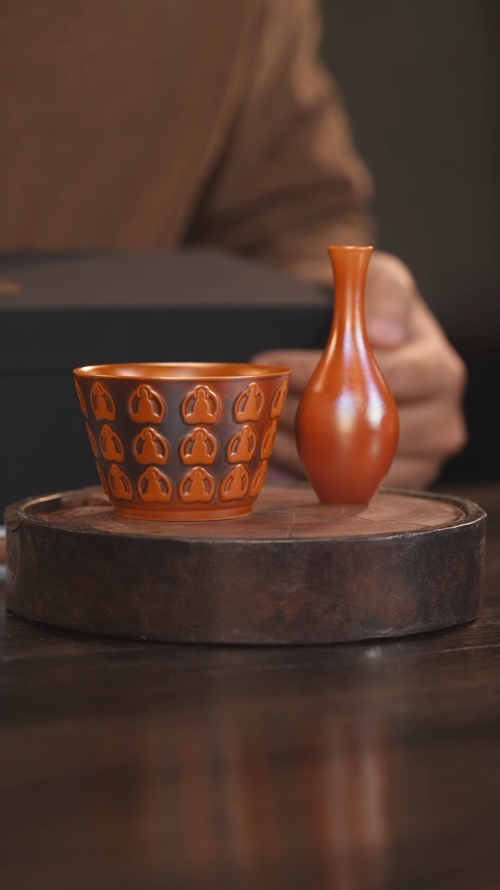 【闪购商品】杯8柴房陶瓷丨金红万佛小杯送玉净瓶＋香