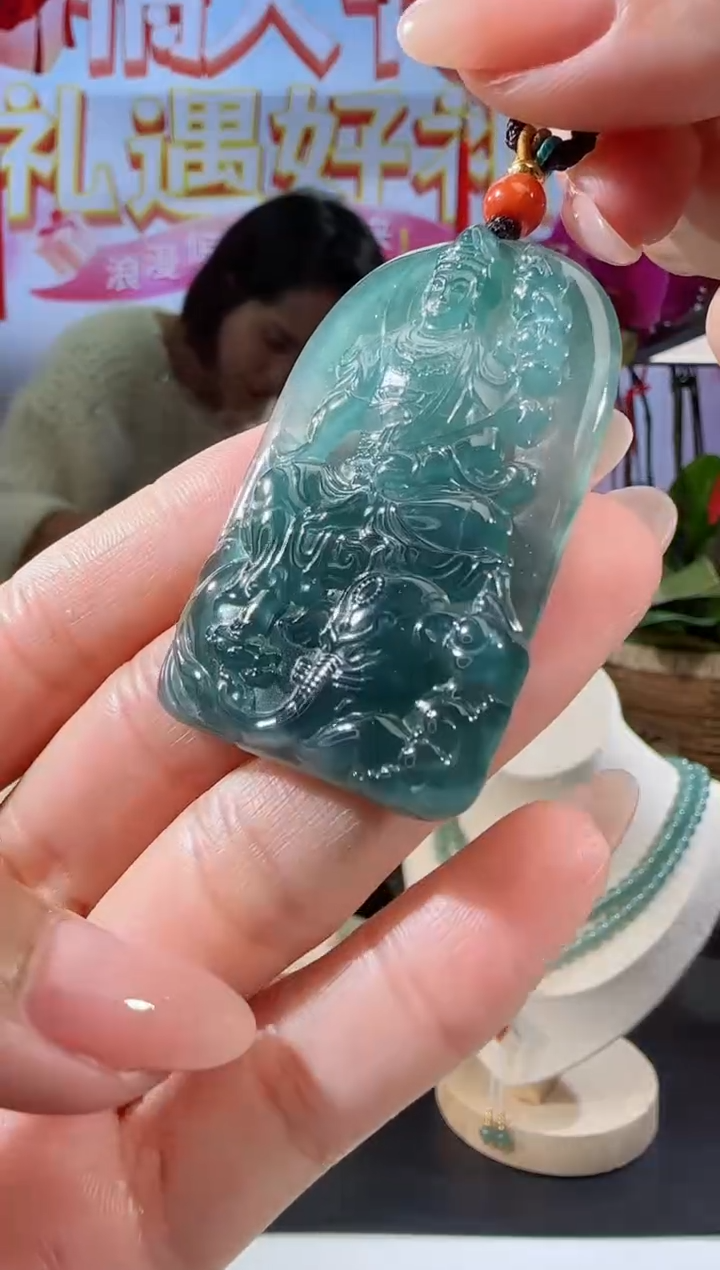 【闪购商品】翡翠吊坠(不含链)未镶嵌普贤
