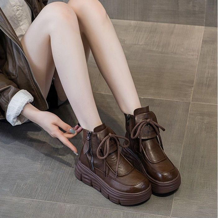 英伦风短筒厚款女秋冬平跟马丁靴休闲靴子棉鞋加绒