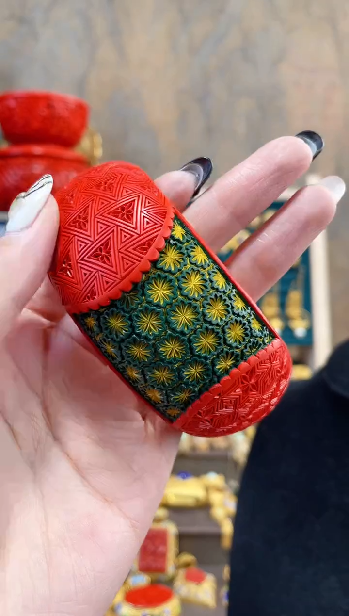 【闪购商品】非遗雕漆精品镯子剔彩