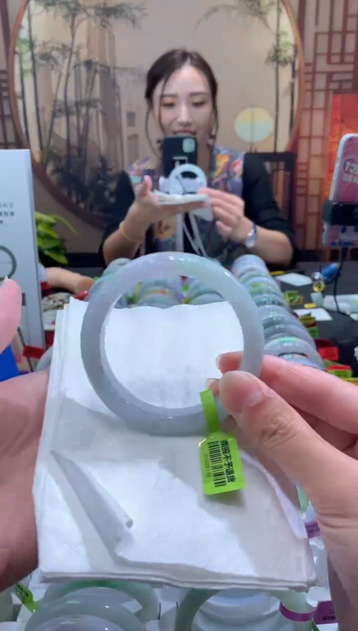 未镶嵌手镯翡翠000074764