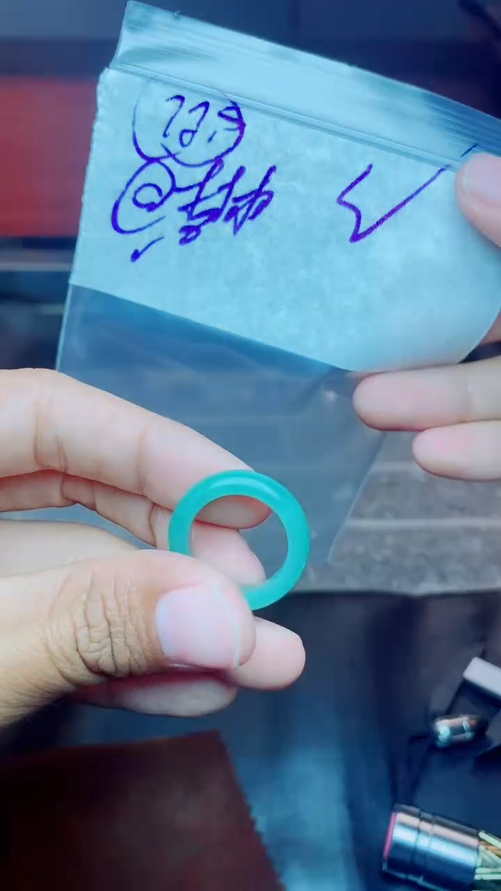 【闪购商品】定制翡翠未镶嵌戒圈