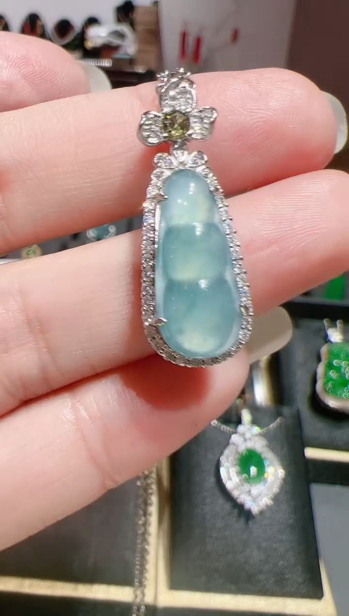 【闪购商品】翡翠颈饰合金202522601