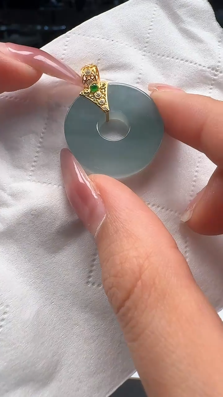 【闪购商品】翡翠颈饰未镶嵌平安扣0888/101