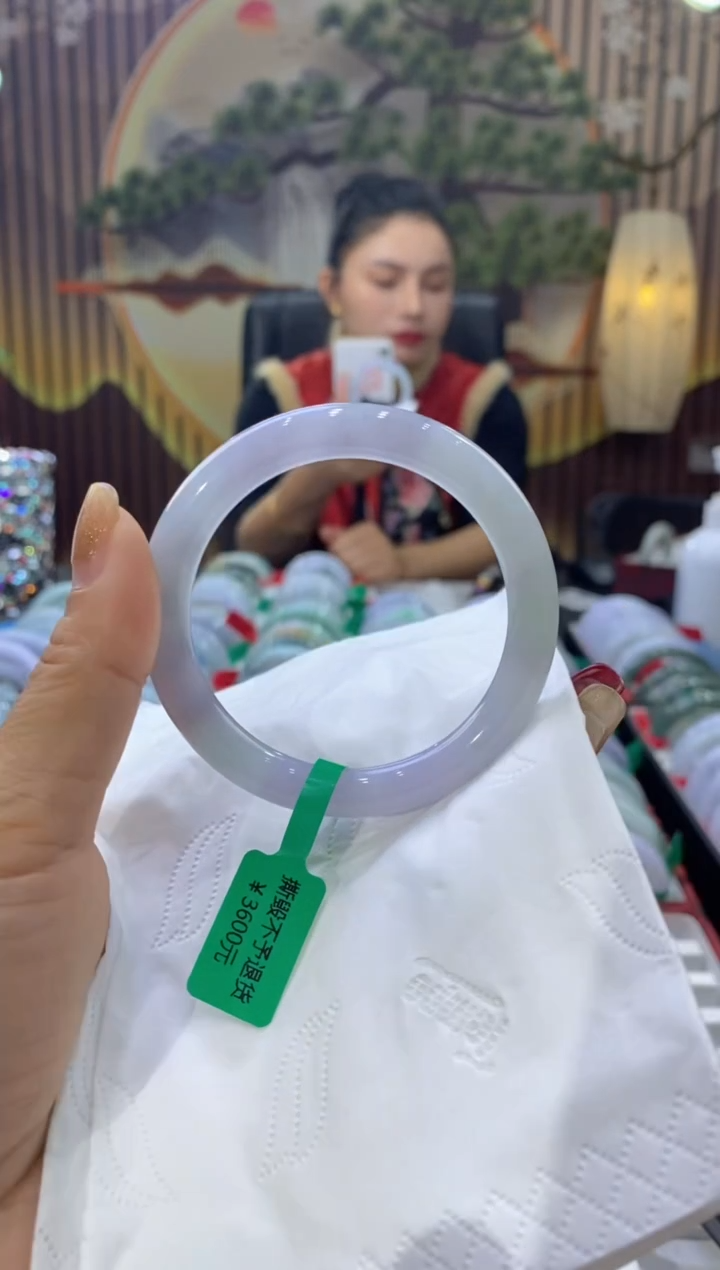 【闪购商品】翡翠手镯未镶嵌多人06255