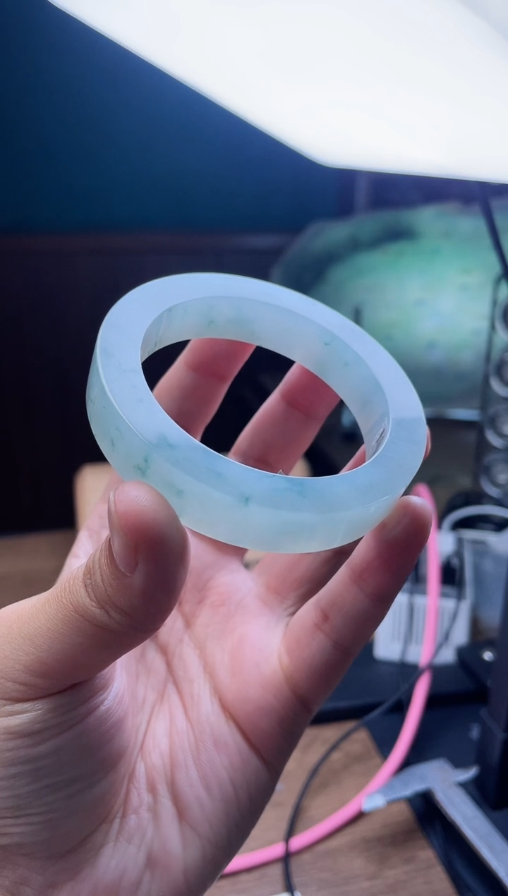 【闪购商品】定制翡翠手镯未镶嵌定制