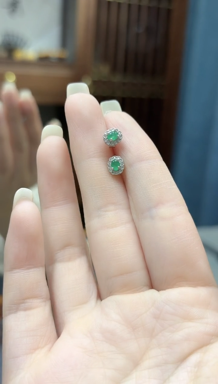 银S925镶嵌耳饰祖母绿s925银祖母绿耳钉CB