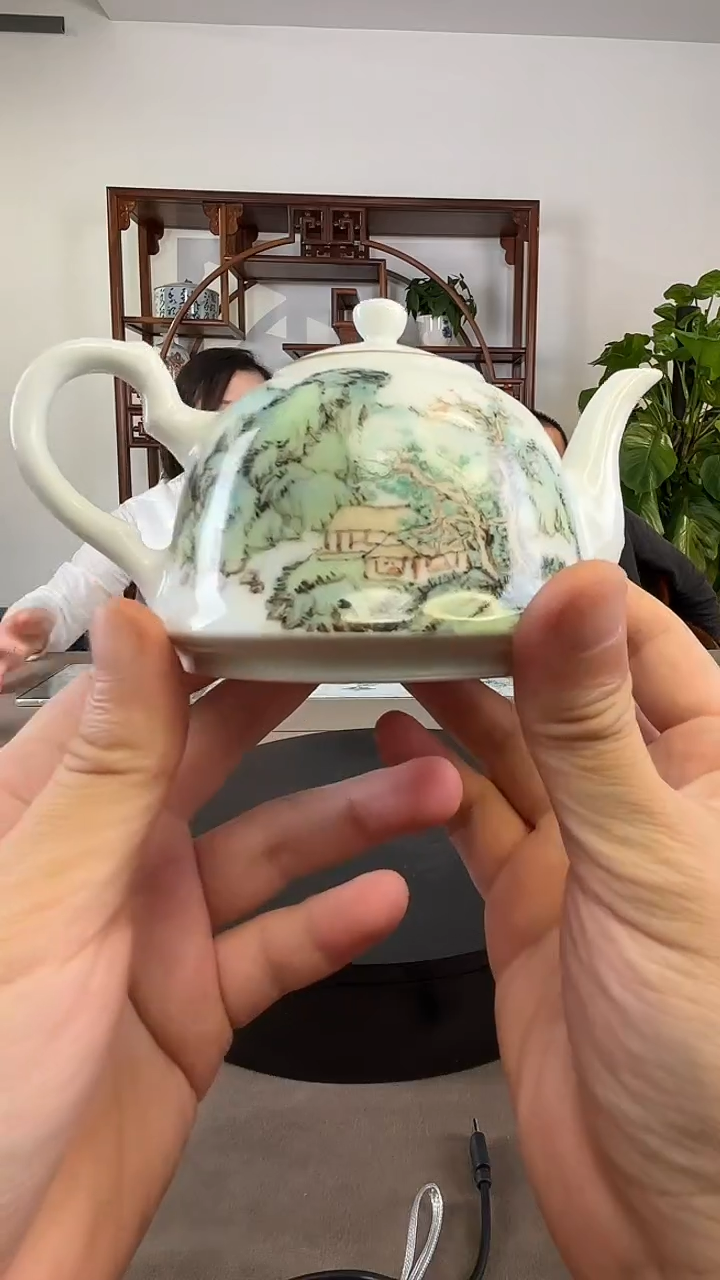 壶闫老师山水陶瓷小壶