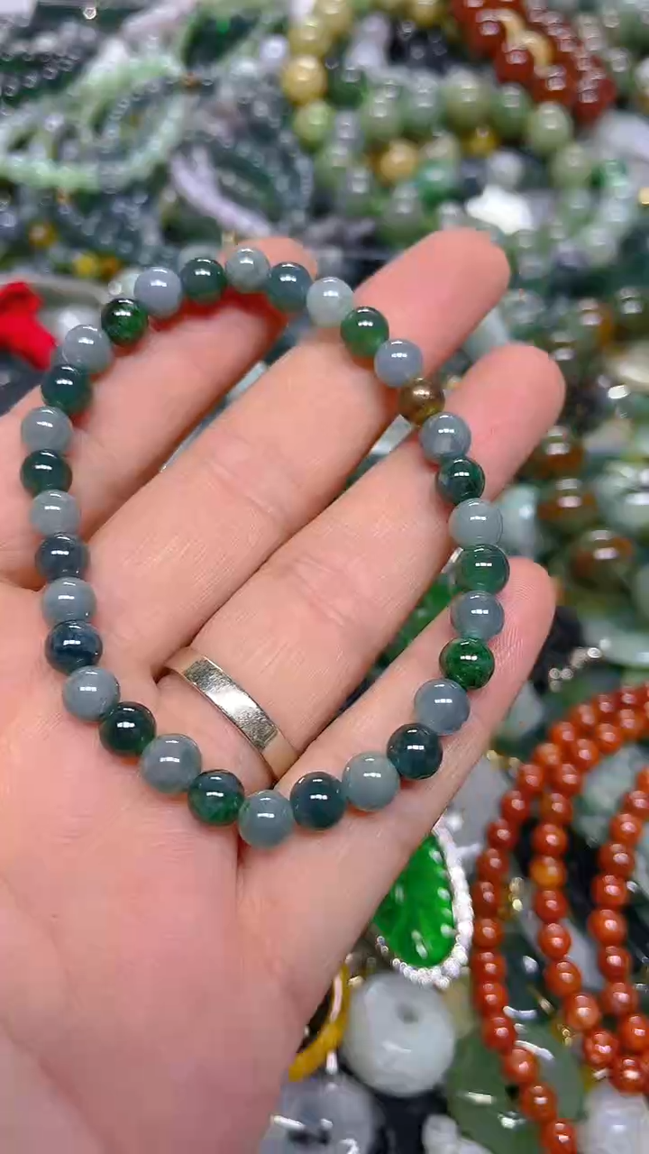 颈饰未镶嵌翡翠5MM/ N /翡翠A货，一件也是批发价