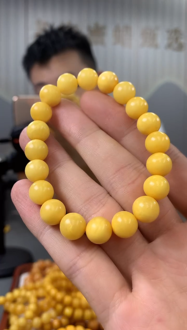 【闪购商品】琥珀裸石未镶嵌手串多样性发其一