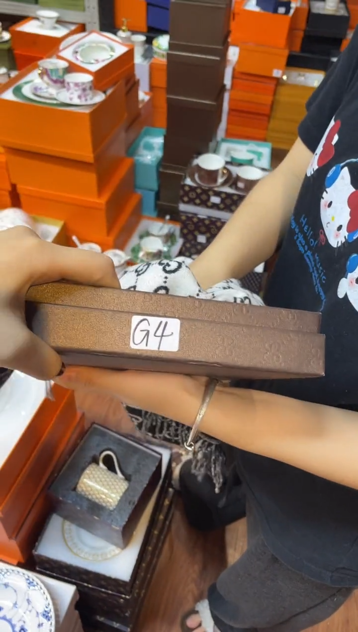 杯鸿辉家品牌瓷器，京东包邮！