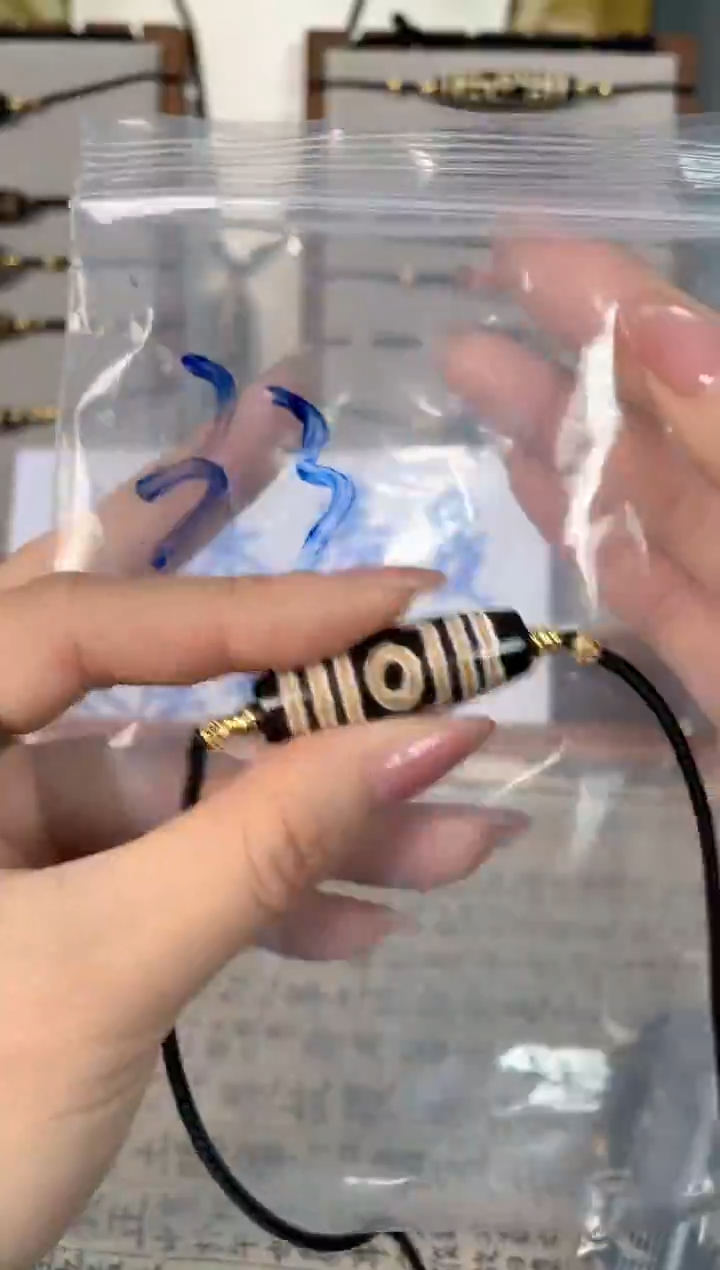 玛瑙/玉髓（覆膜）颈饰未镶嵌33