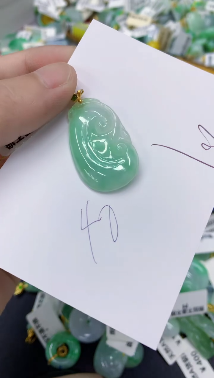 颈饰未镶嵌翡翠翡翠