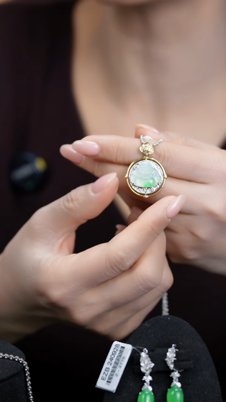 【闪购商品】翡翠颈饰18K金镶嵌颈饰