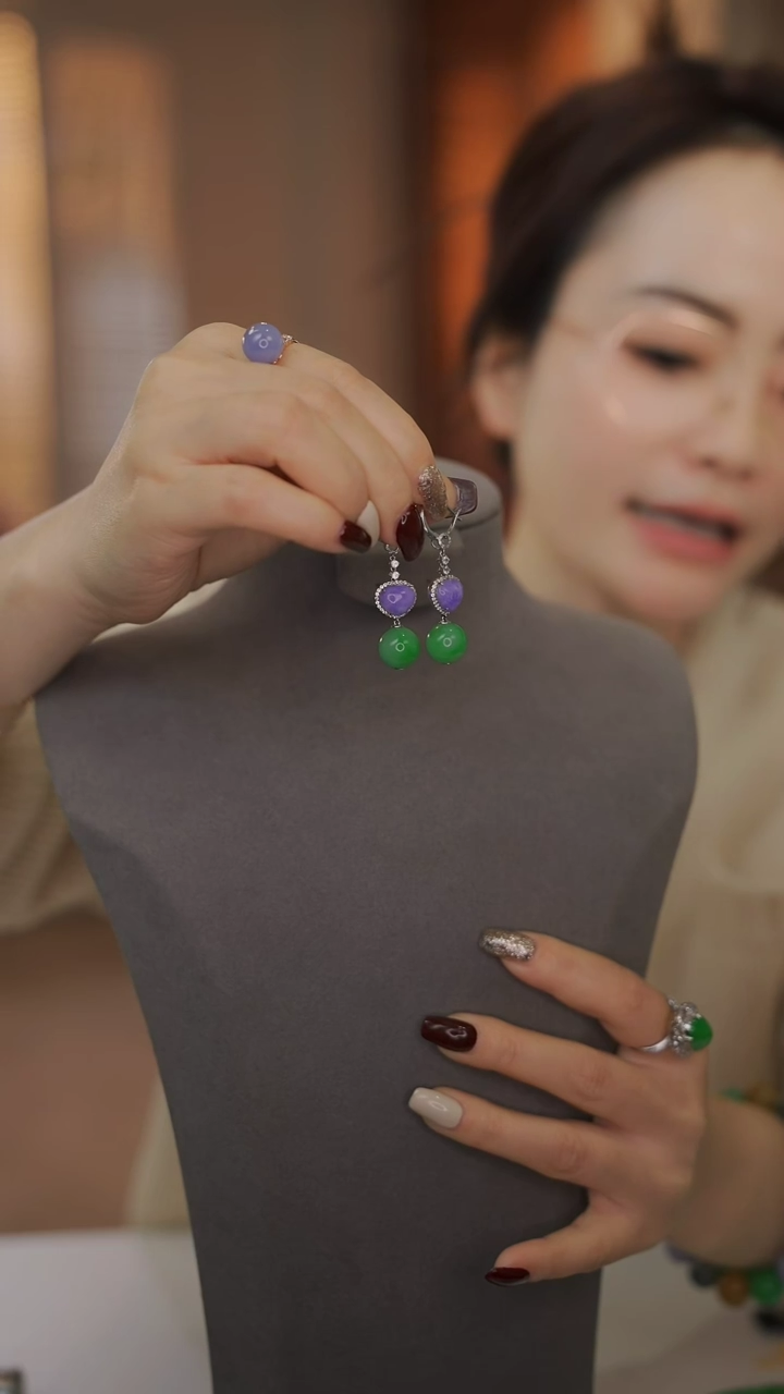 【闪购商品】翡翠耳饰18K金镶嵌赠送礼盒证书