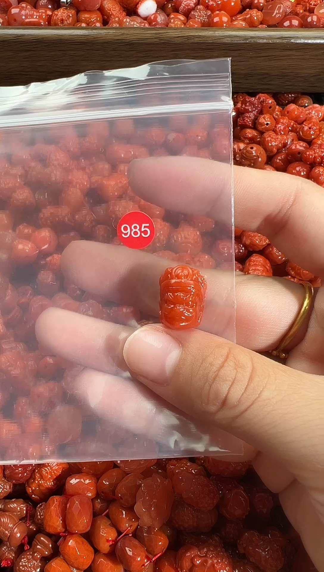 颈饰未镶嵌南红玛瑙1