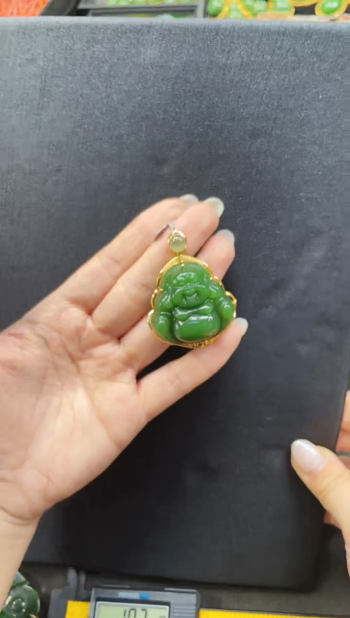 【闪购商品】和田玉吊坠18K金镶嵌35MM多样性发一Z