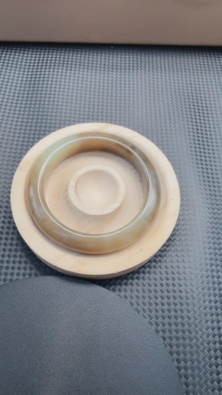 【闪购商品】和田玉手镯未镶嵌46圈口56.5正圈