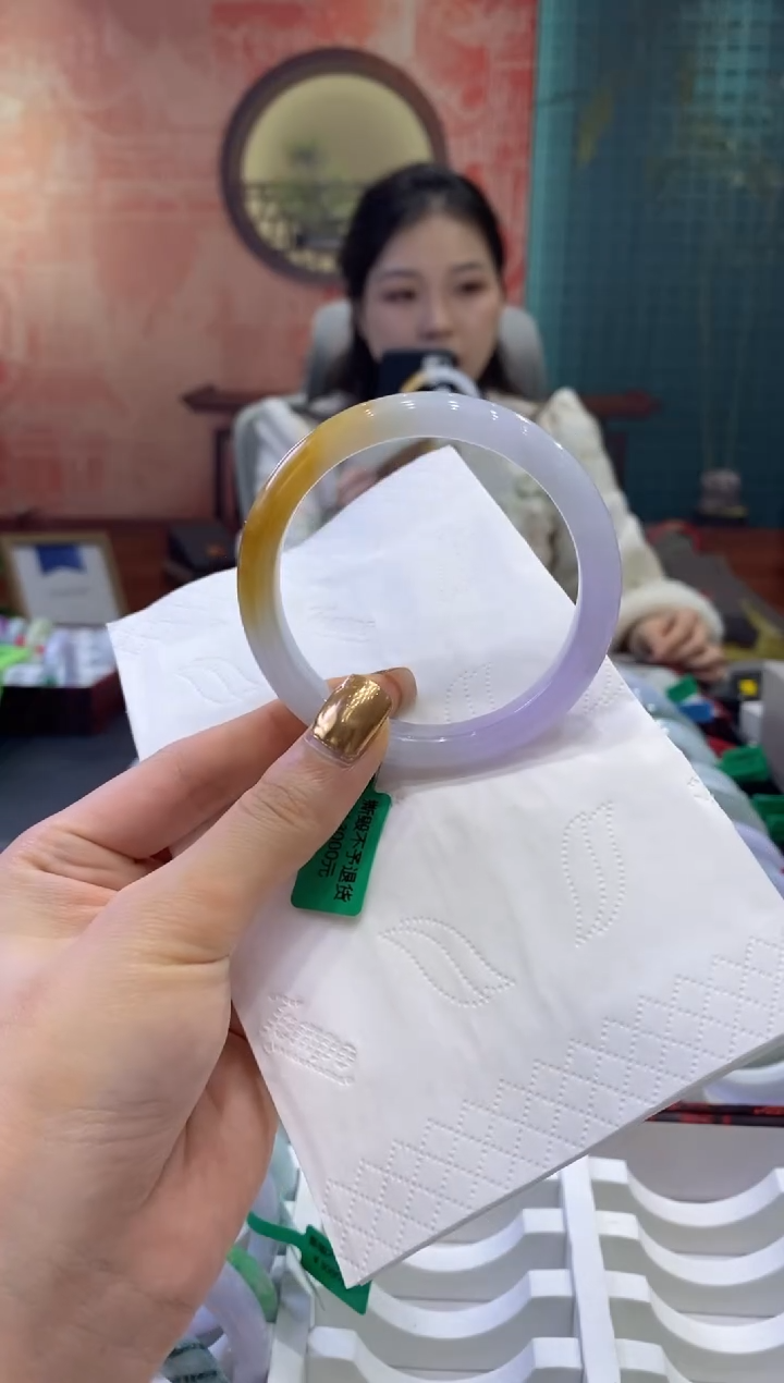 【闪购商品】翡翠手镯未镶嵌多人11735