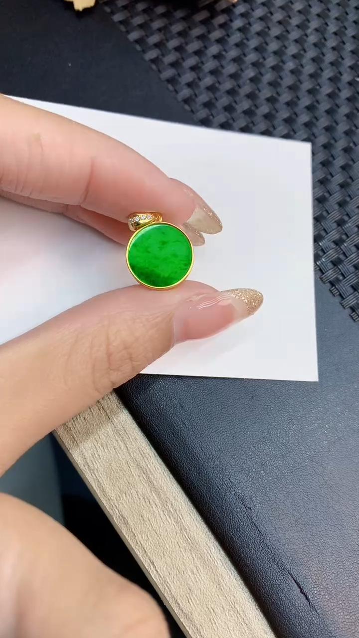 翡翠银S925镶嵌颈饰             8