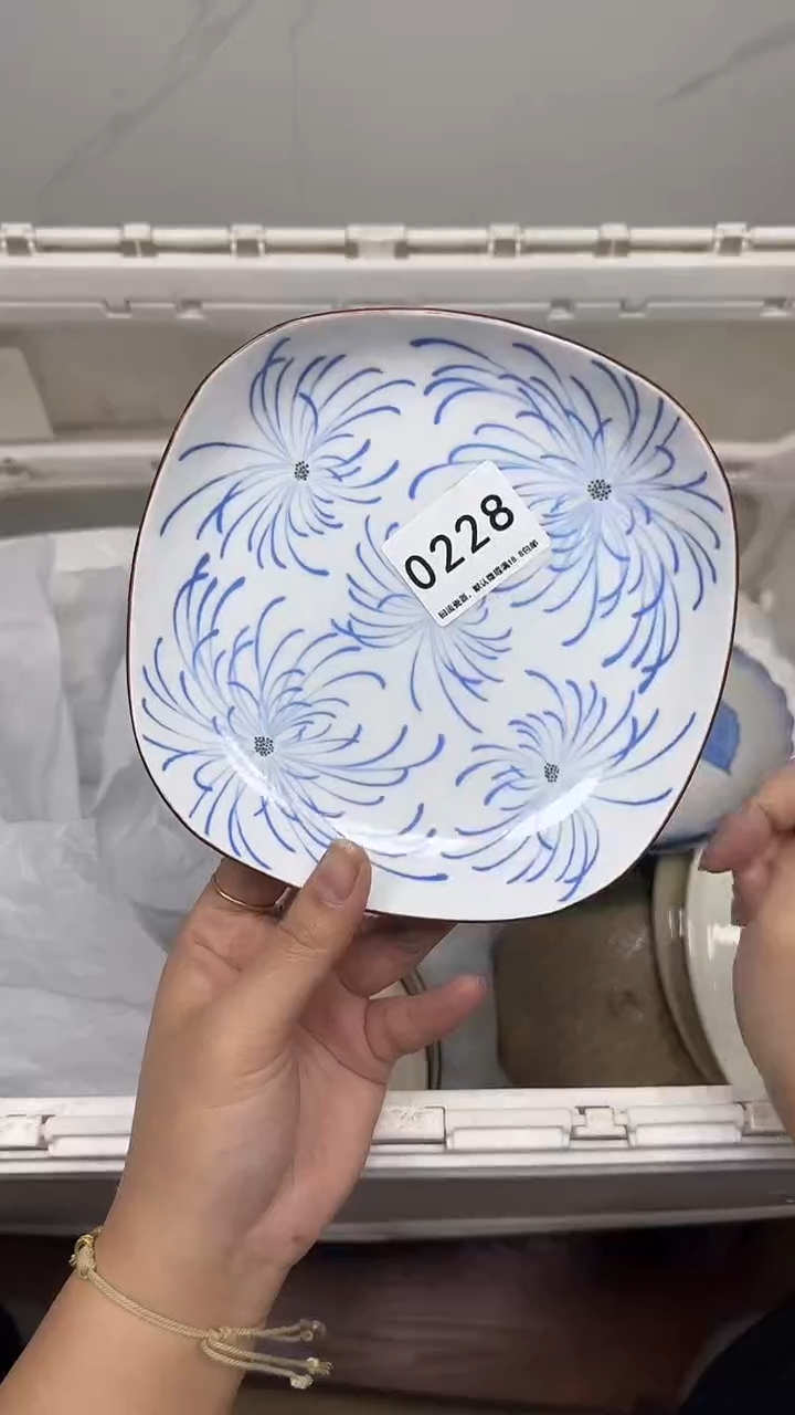 【闪购商品】228回流瓷器，默认微瑕18.8包邮