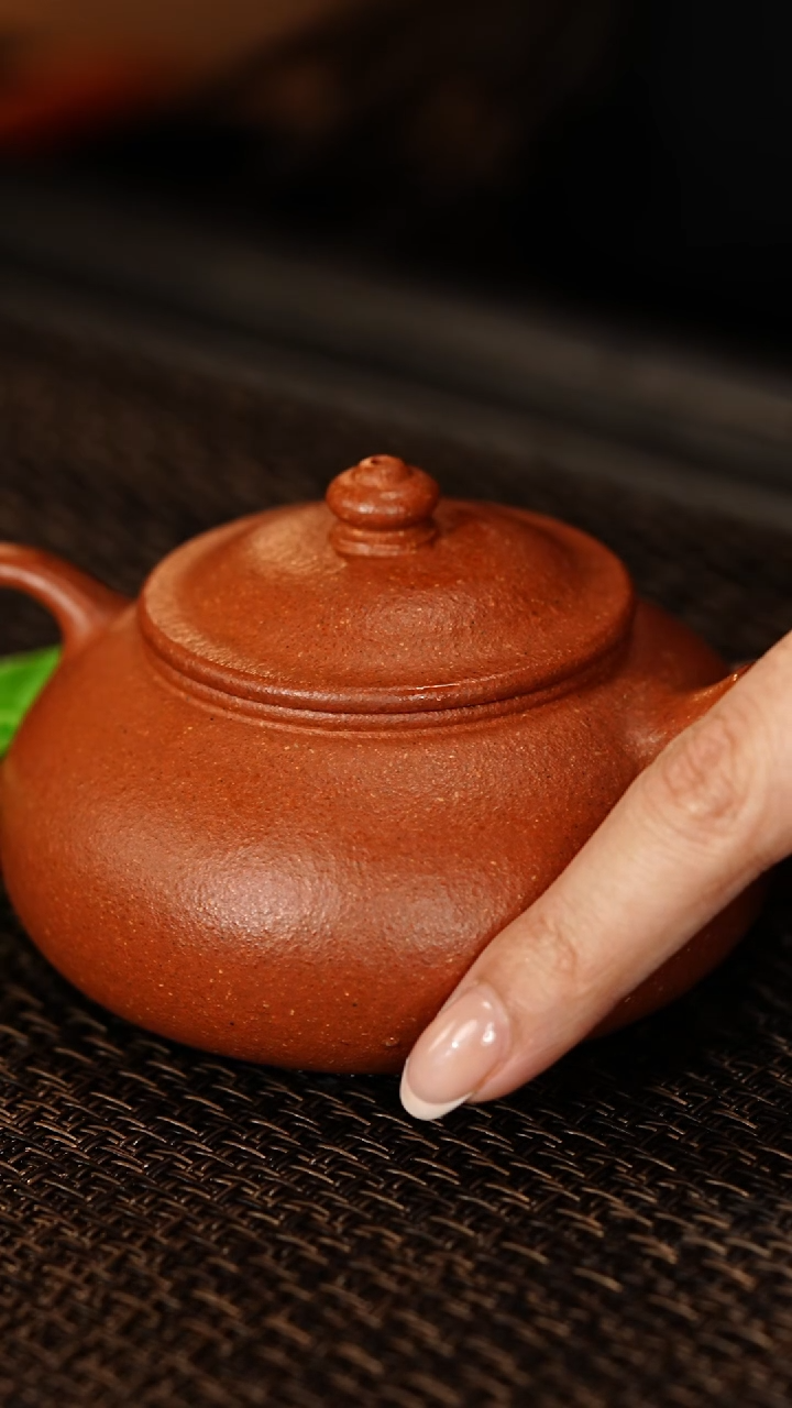 茶壶紫砂原矿紫砂寒江（光素）180CC