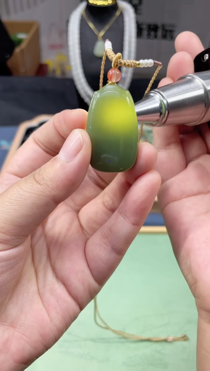 吊坠(不含链)未镶嵌和田玉无事牌
