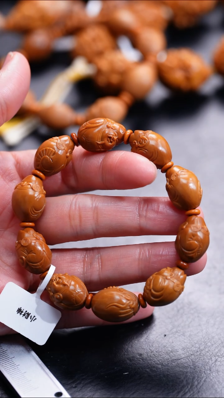 【闪购商品】橄榄核吊坠橄榄核