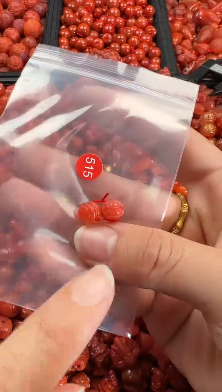 【闪购商品】南红玛瑙颈饰未镶嵌1