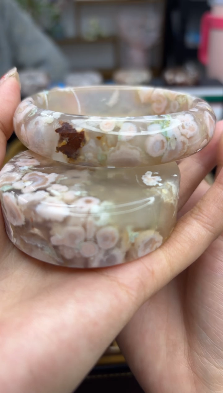 【闪购商品】石英质玉手镯未镶嵌A15(62圈赠送镯心)