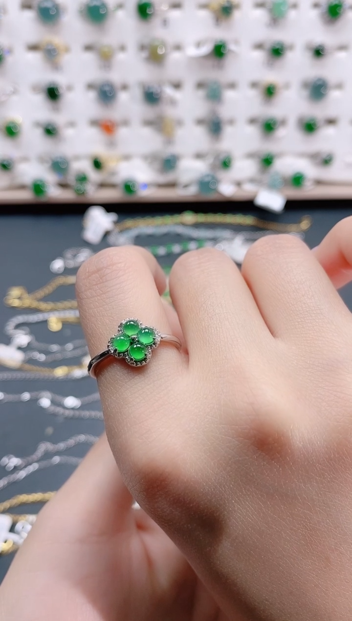 【闪购商品】翡翠戒指银S925镶嵌天然翡翠