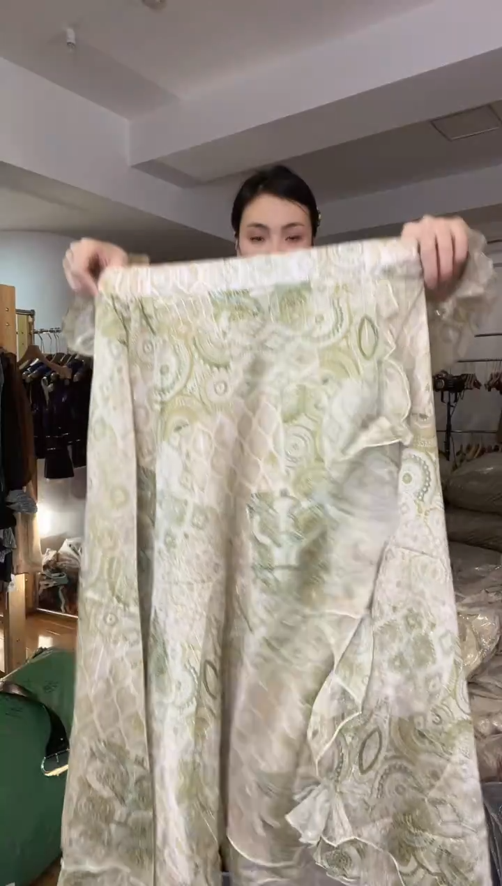 裙子 2XL码    125-135斤