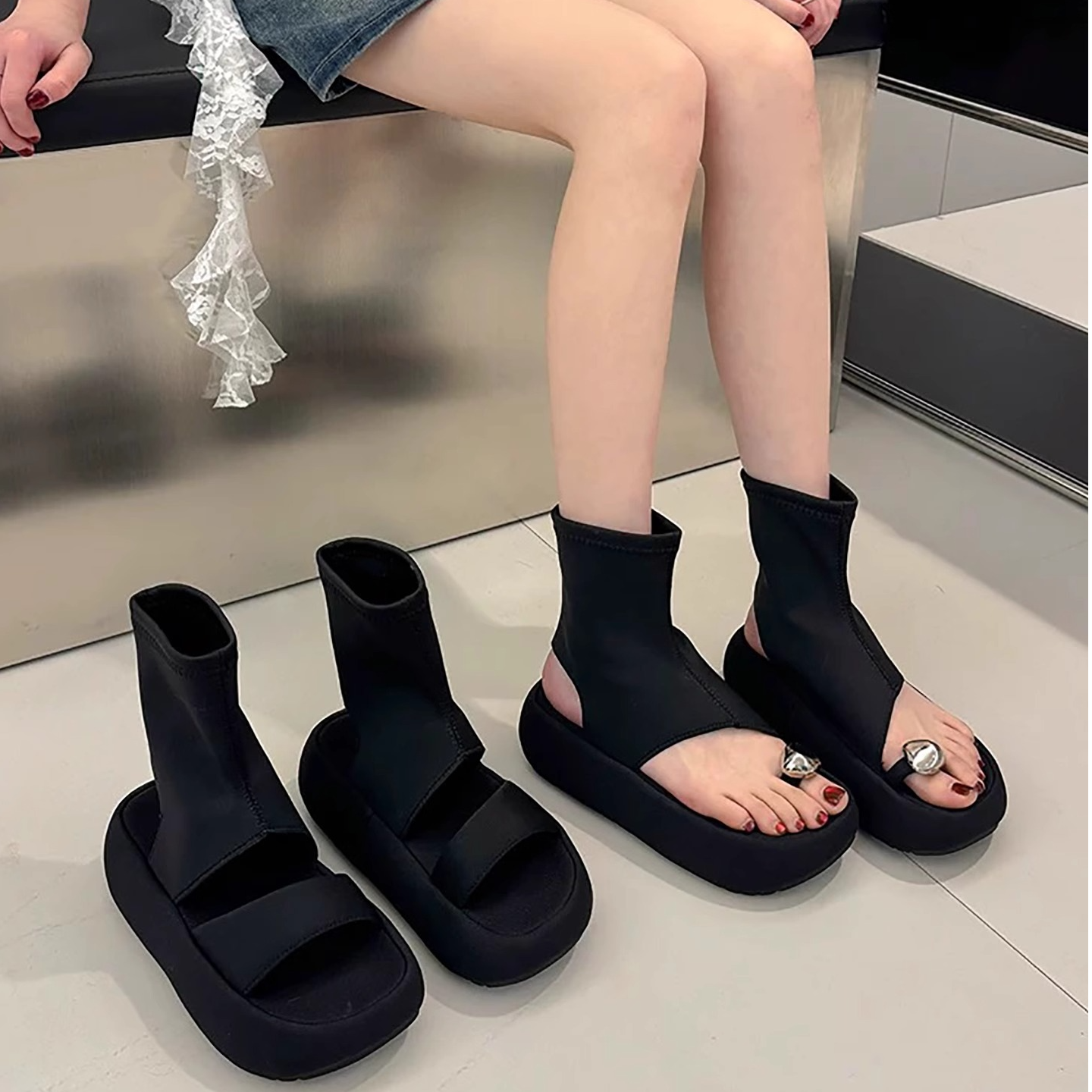 小众设计感弹力罗马凉靴女2025夏季新款松糕厚底镂空短靴