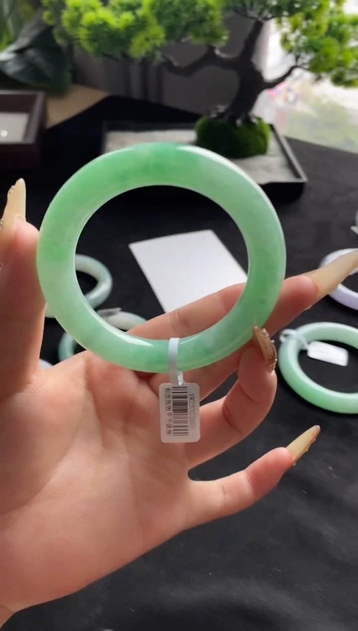 未镶嵌手镯翡翠三天鉴赏期