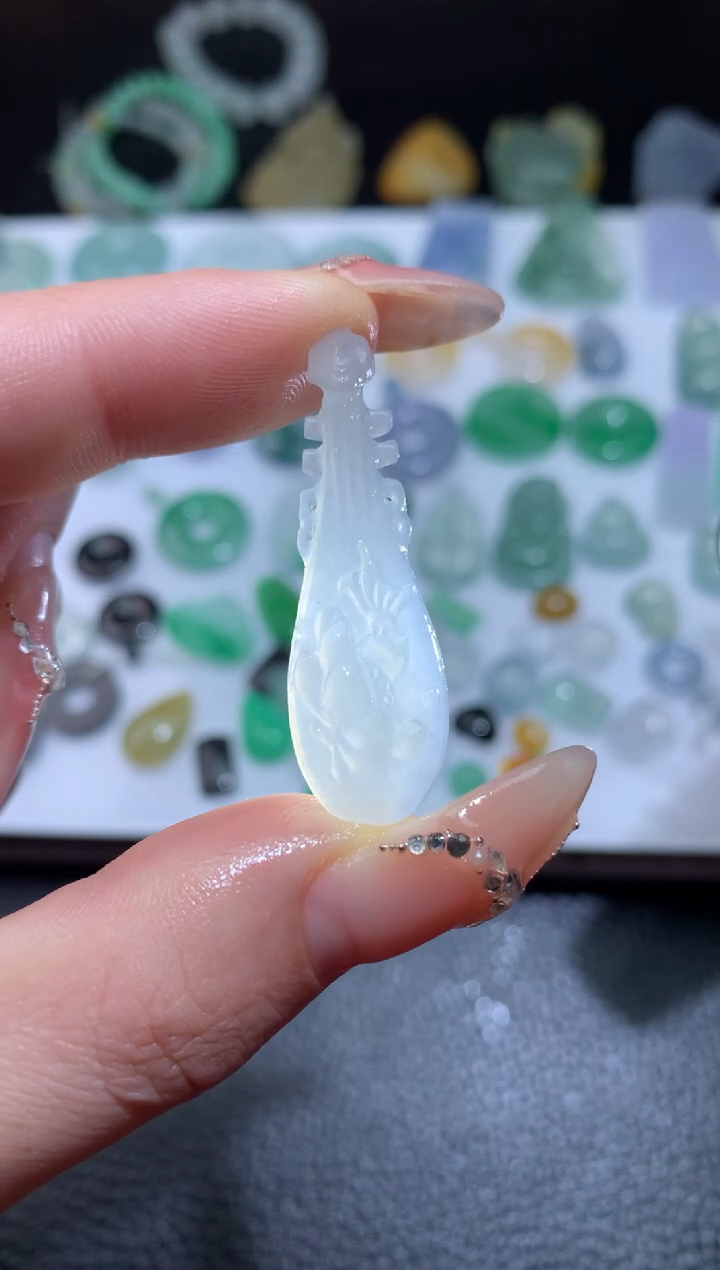 【闪购商品】定制翡翠未镶嵌毛货