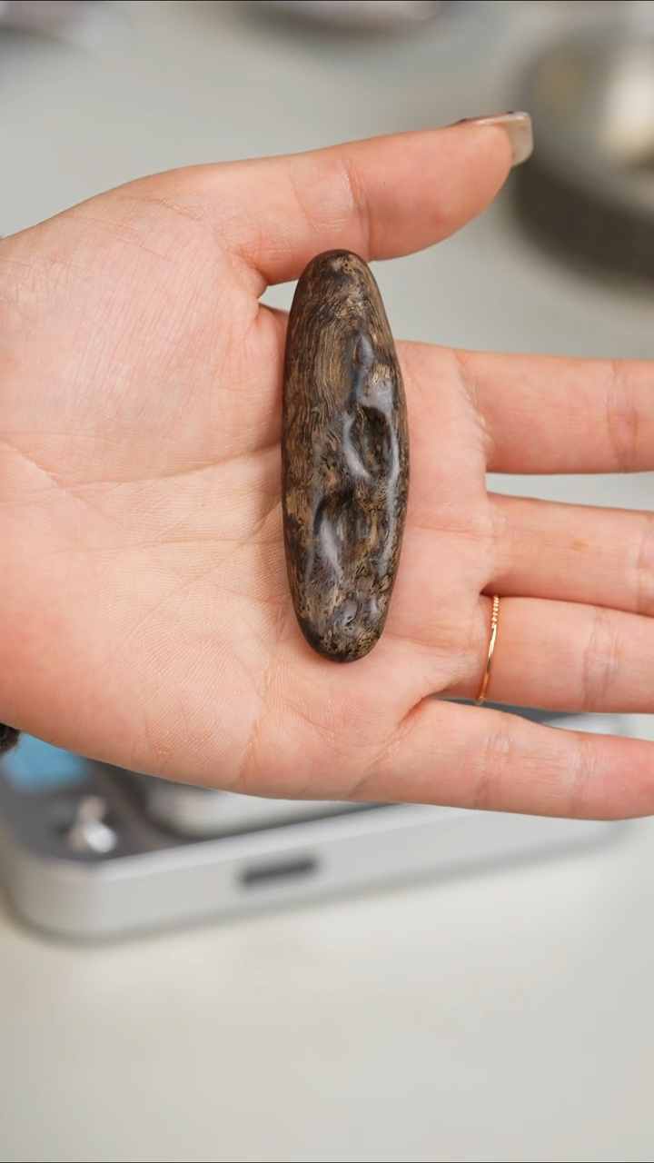 沉香沉香碎屑星洲系沉水随形 8.5g