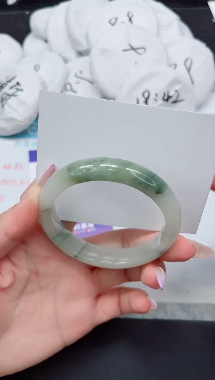 石英质玉手镯未镶嵌307-58.3