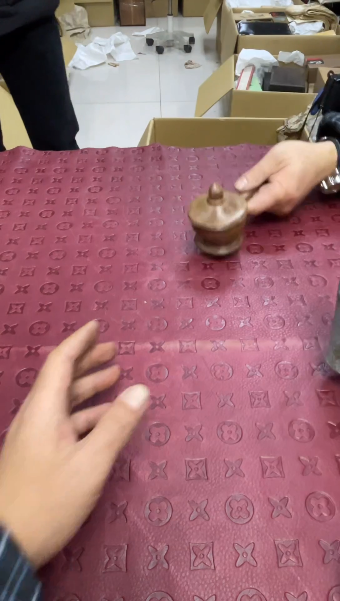 《****化默认微瑕，no退no换，介意勿拍