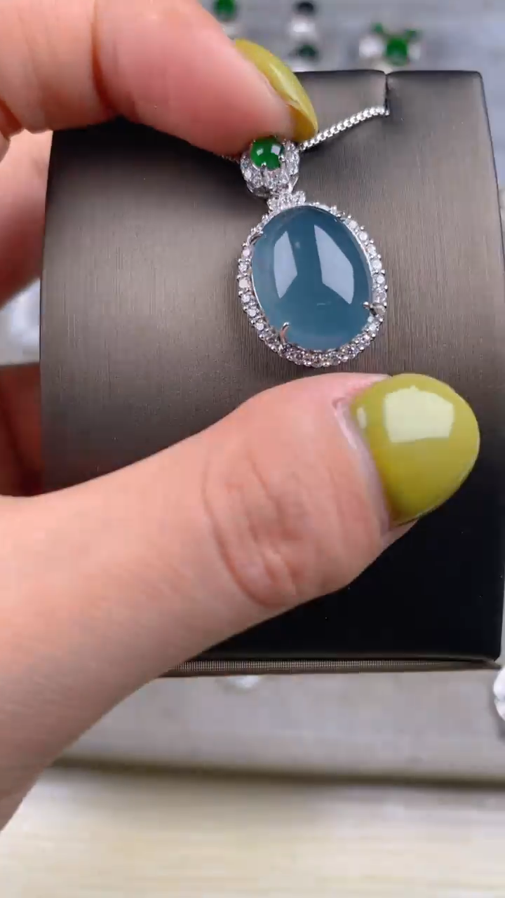 【闪购商品】翡翠颈饰未镶嵌多样性发其一