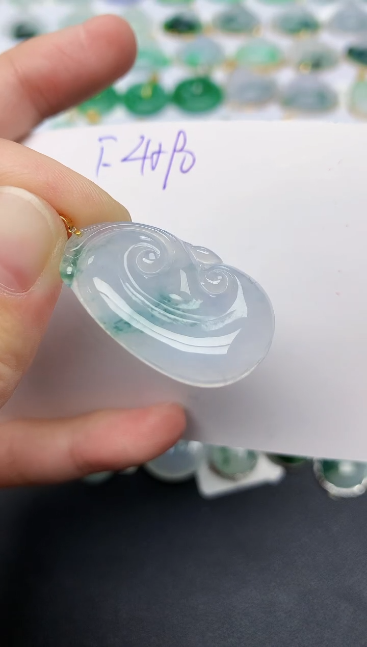 颈饰18K金镶嵌翡翠天然缅甸A货翡翠百元以上9元证书费自理